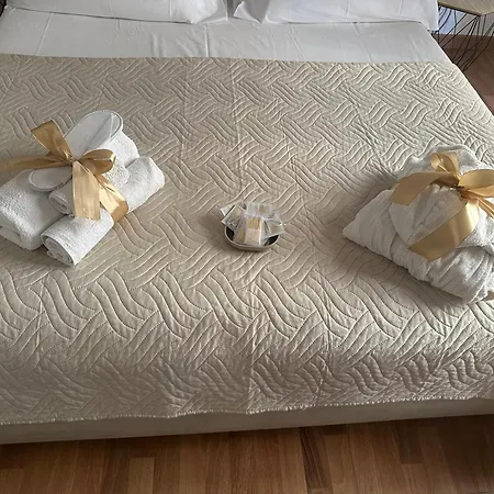 Apartmán Golden House - Trilocale Nel Cuore Di