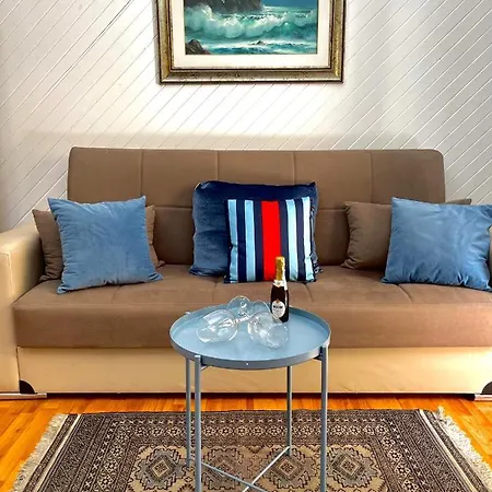 Golden House - Trilocale Nel Cuore Di *