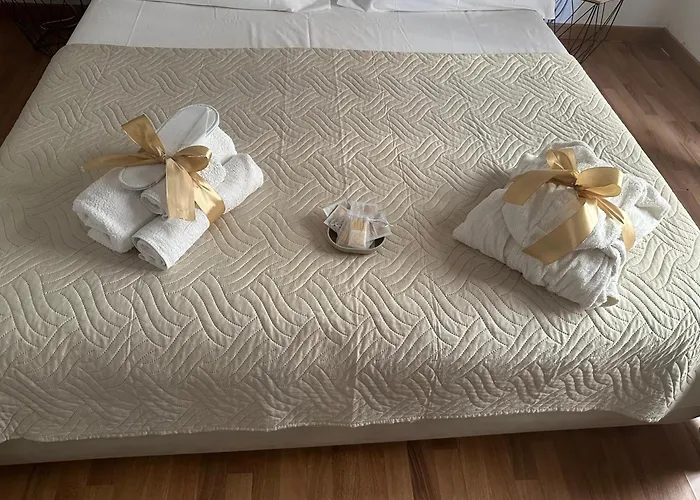 Apartment Golden House - Trilocale Nel Cuore Di